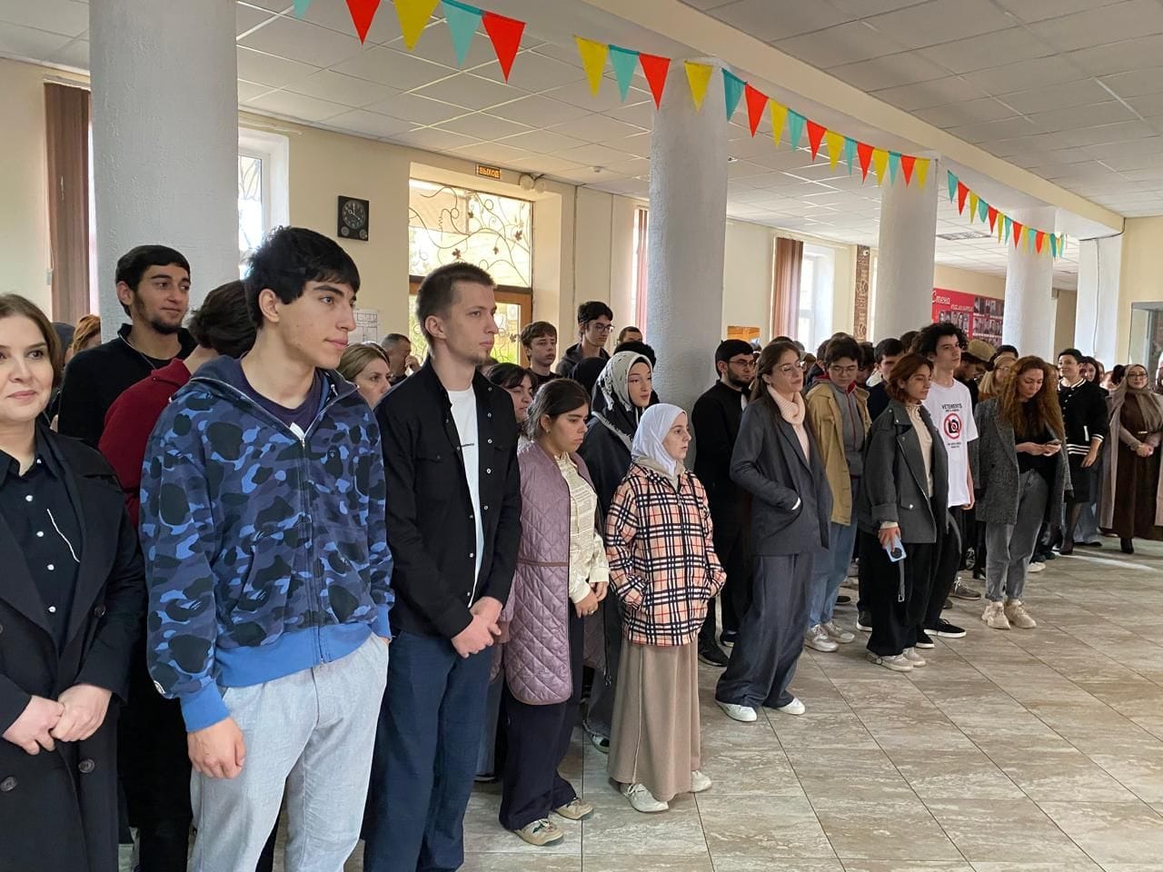 Спасатели Дербентского ПСП провели открытый урок со студентами